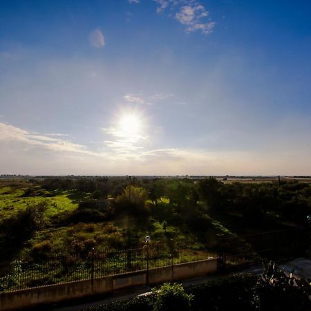 Casa Borgo Regina B&B - Bari Puglia Apartments Torre A Mare Exterior photo